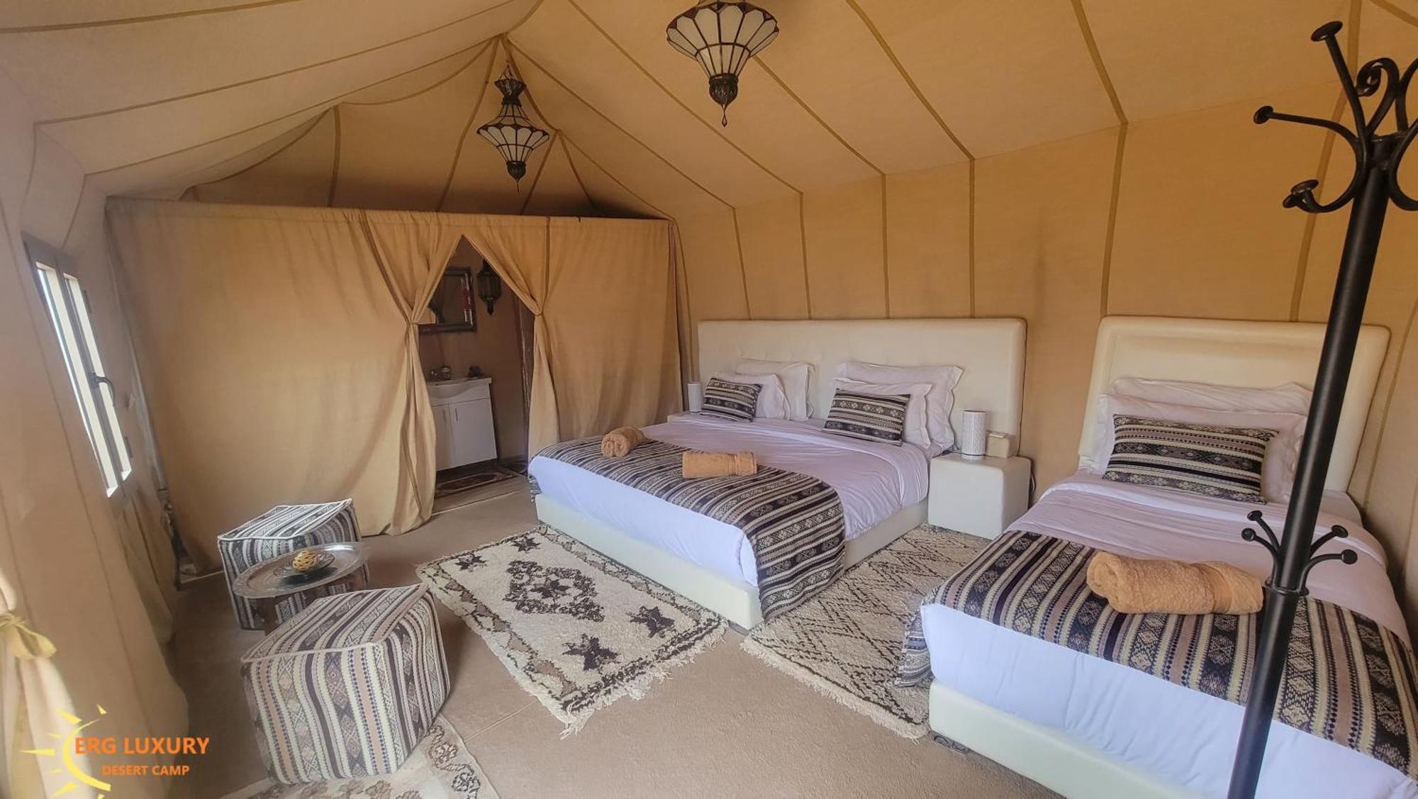 ホテル Dounia Luxury Camp メルズーガ エクステリア 写真