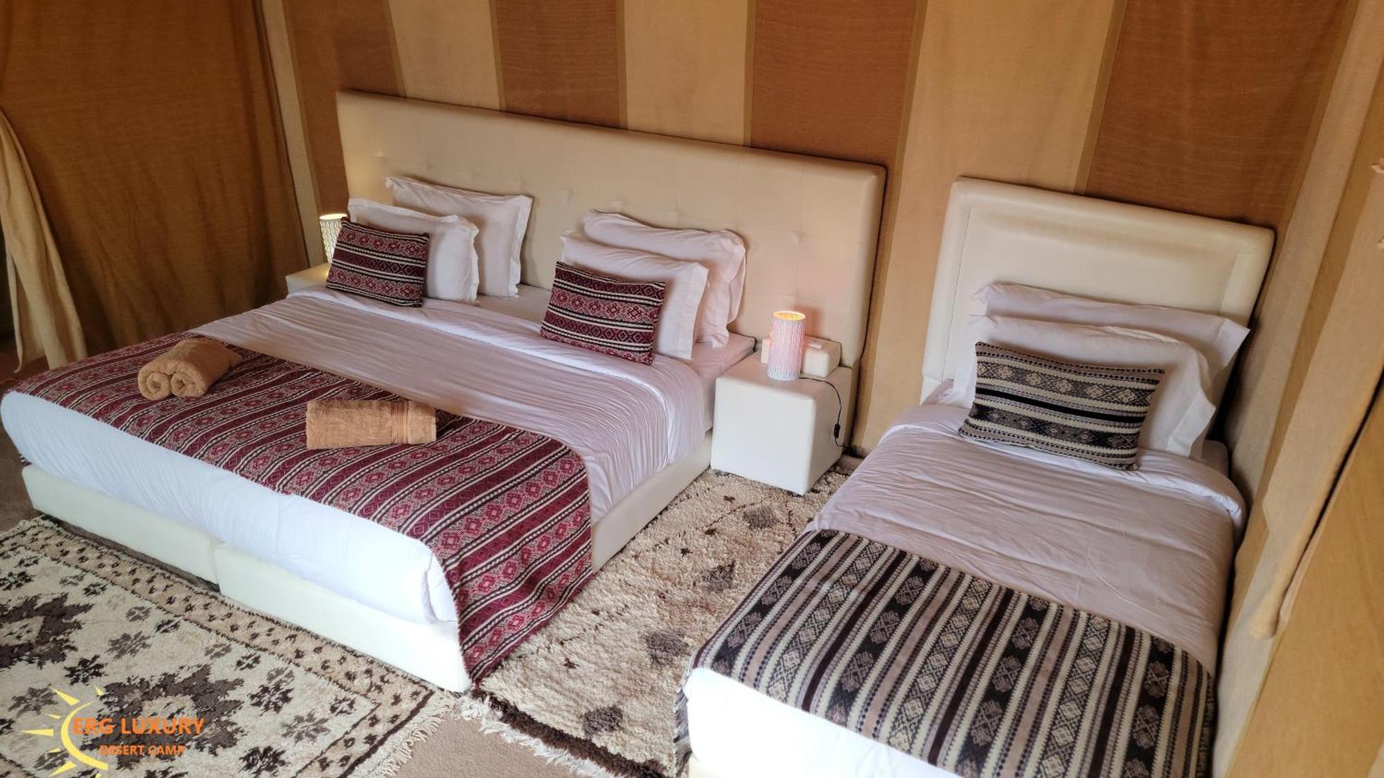 ホテル Dounia Luxury Camp メルズーガ エクステリア 写真