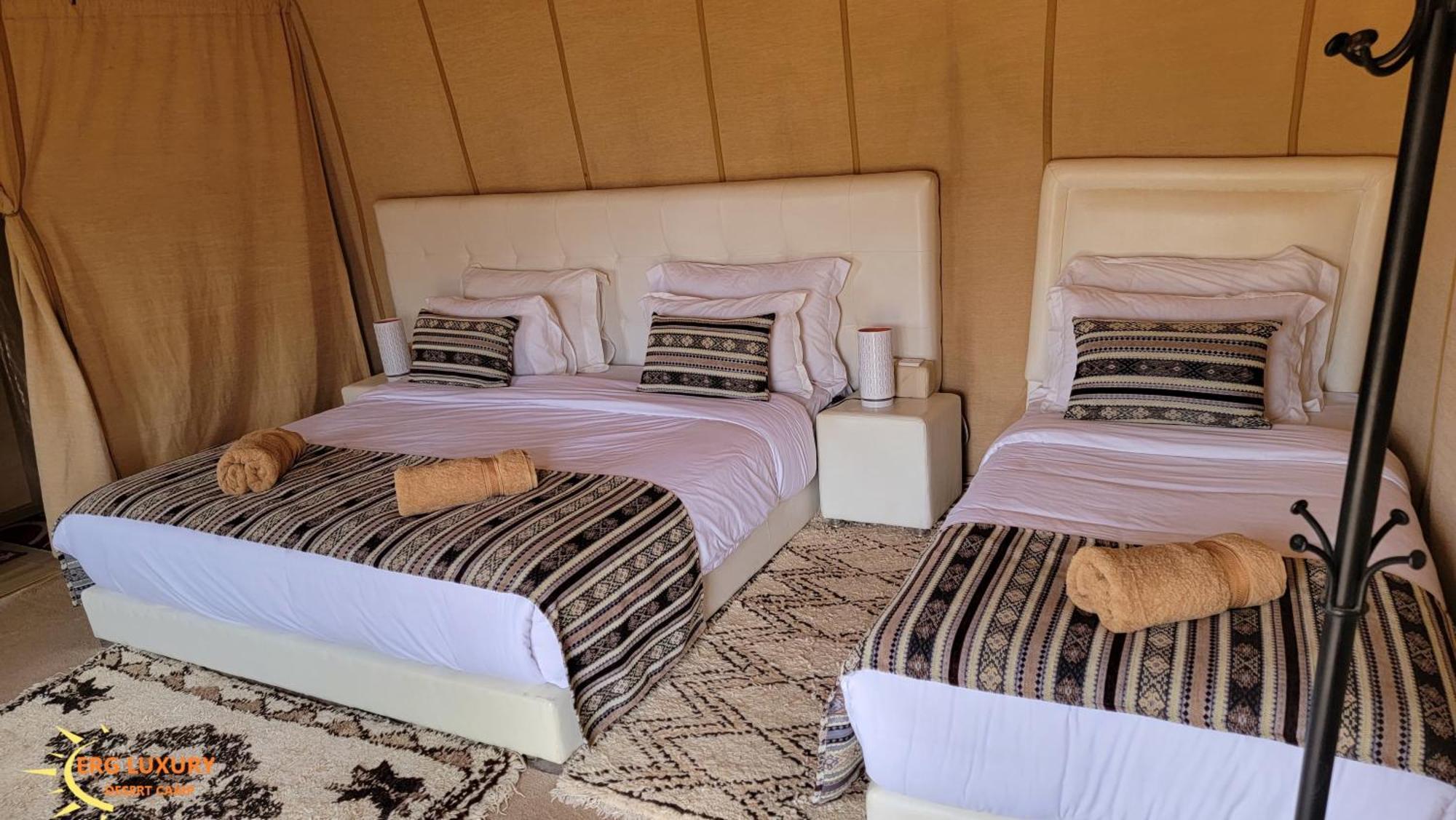 ホテル Dounia Luxury Camp メルズーガ エクステリア 写真