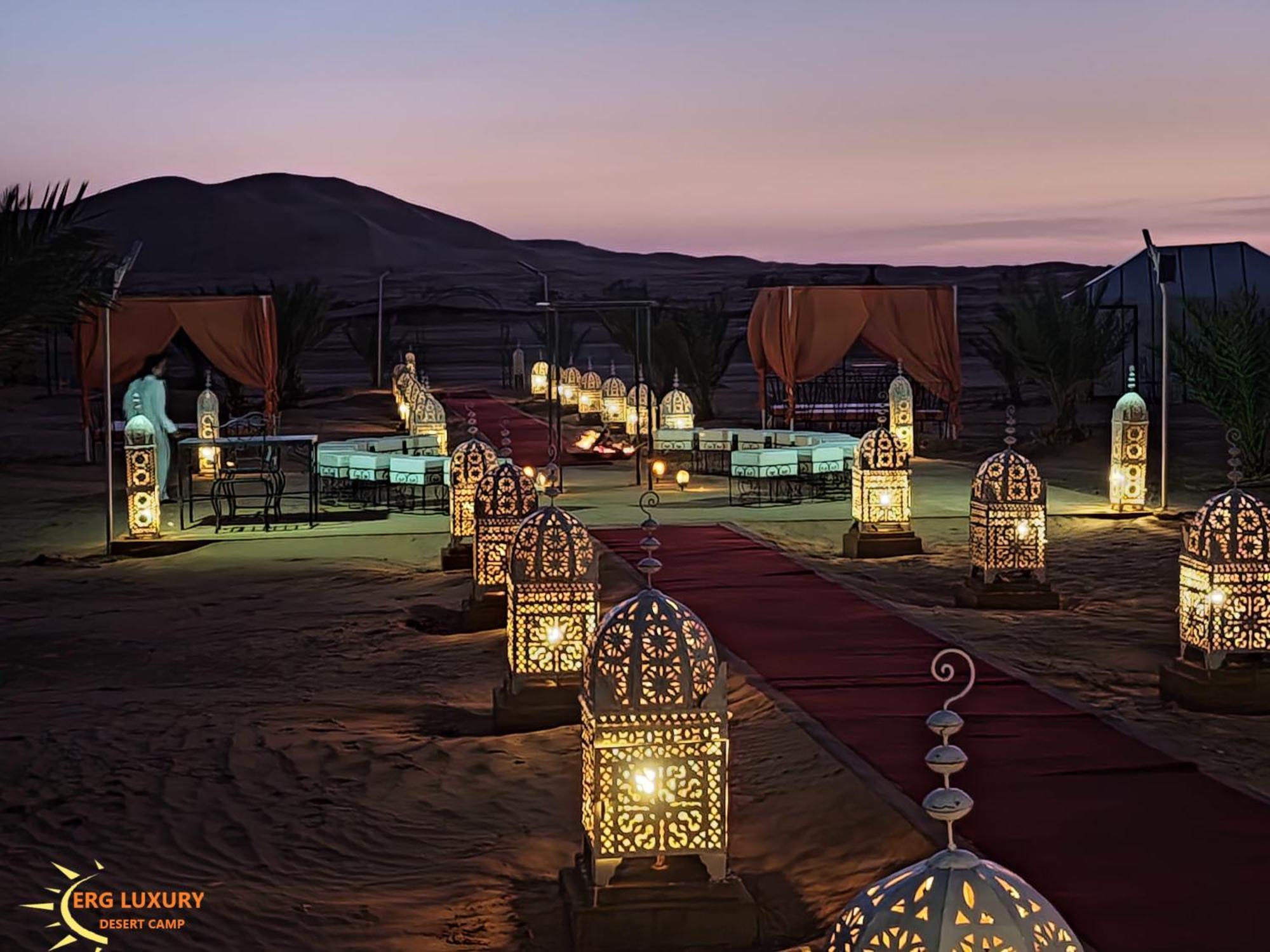 ホテル Dounia Luxury Camp メルズーガ エクステリア 写真