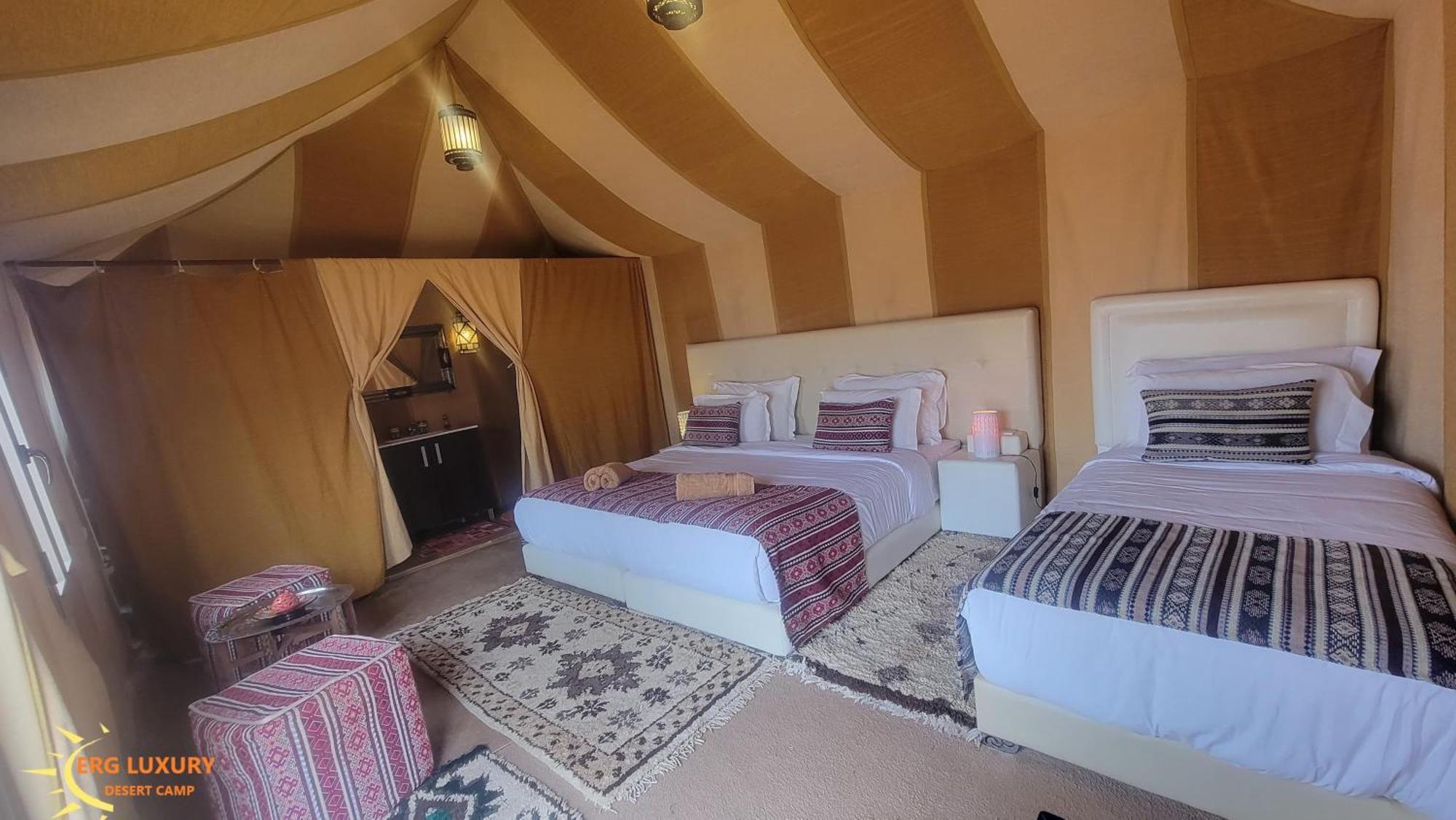 ホテル Dounia Luxury Camp メルズーガ エクステリア 写真