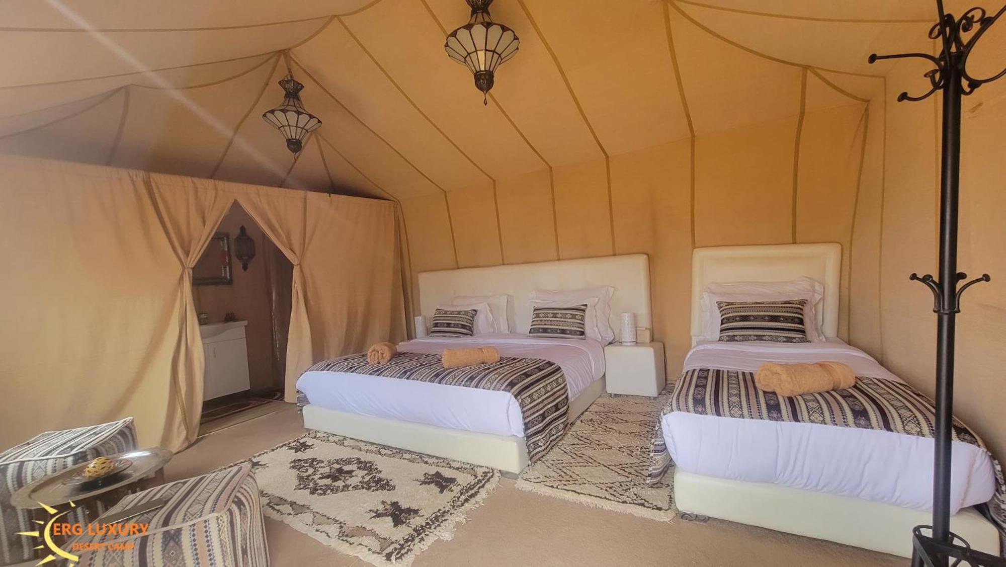 ホテル Dounia Luxury Camp メルズーガ エクステリア 写真